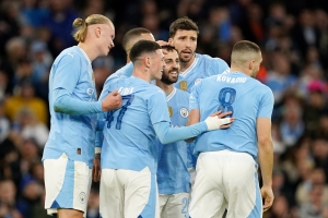 Bernardo Silva fires Man City into record sixth successive FA Cup semi-final