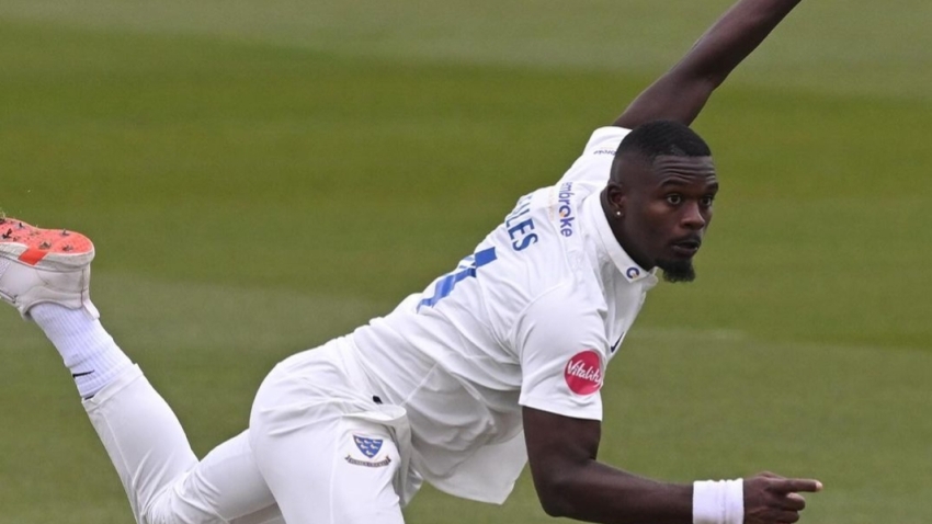 Seales' match figures of 6-90 help Sussex to tense four-wicket win over Gloucestershire