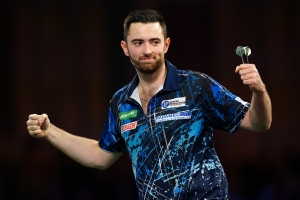 Luke Littler sticks with omlette and pizza build-up ahead of World final clash