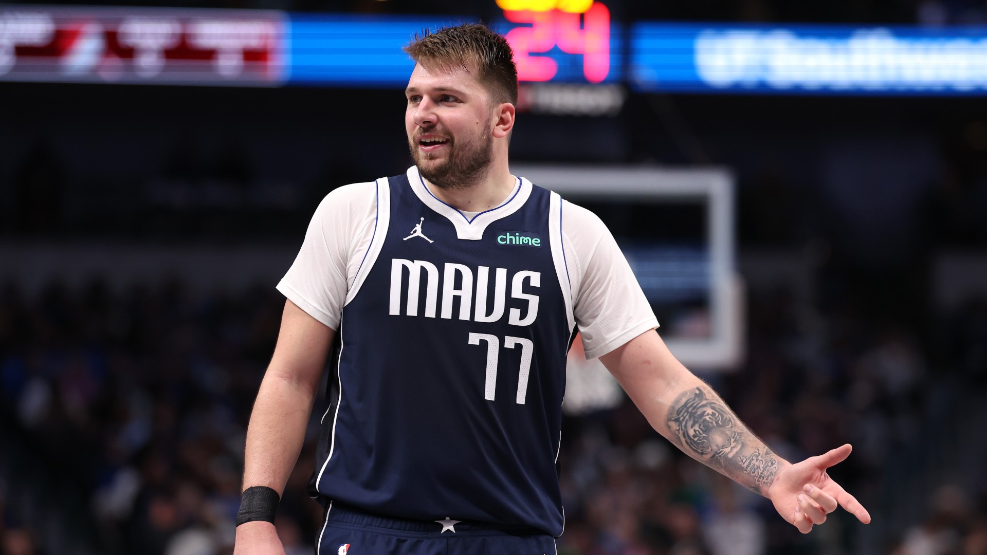 Donci's father slams Mavs for trade