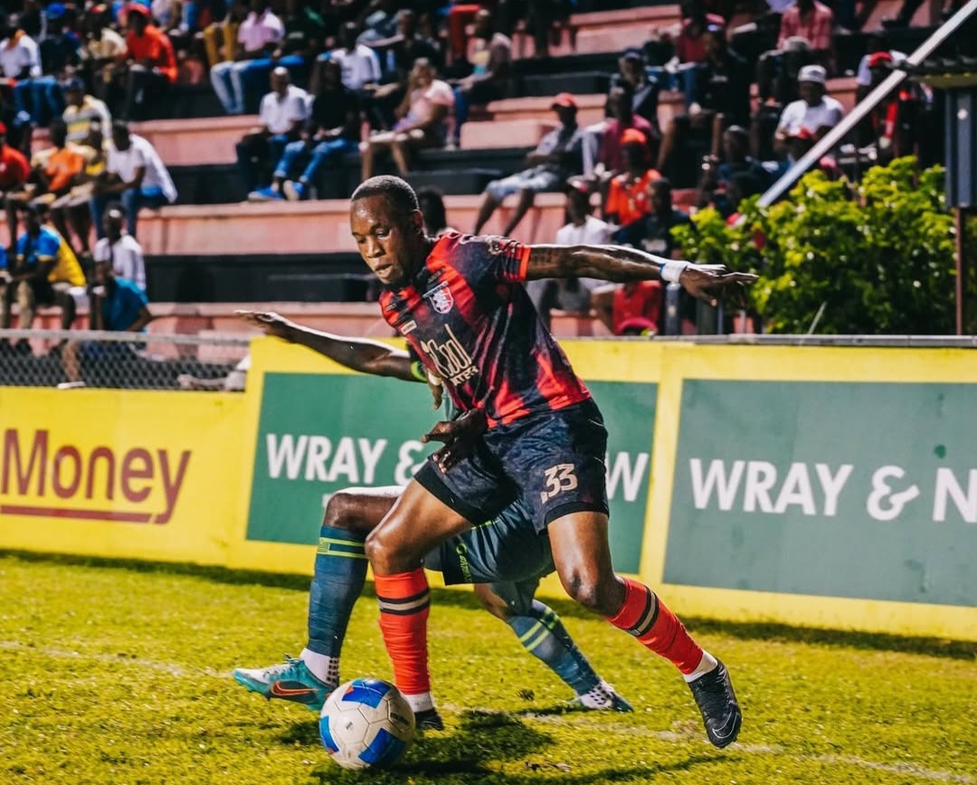 Arnett Gardens edge Montego Bay United 1-0 in thrilling JPL encounter 