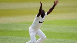 Kemar Roach's career-best 8-40 fires Surrey to massive victory over Hampshire