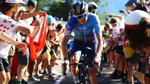 Tour de France: Froome has 'no regrets' after remarkable Alpe d'Huez push