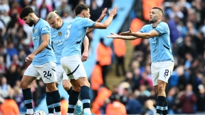 Manchester City 3-2 Fulham: Kovacic's brace helps champions keep pressure on Liverpool