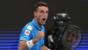 Bautista Agut reaches Qatar final, Tsitsipas out in Marseille