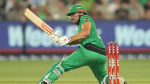 Sensational Stoinis and Larkin steer Stars to BBL final