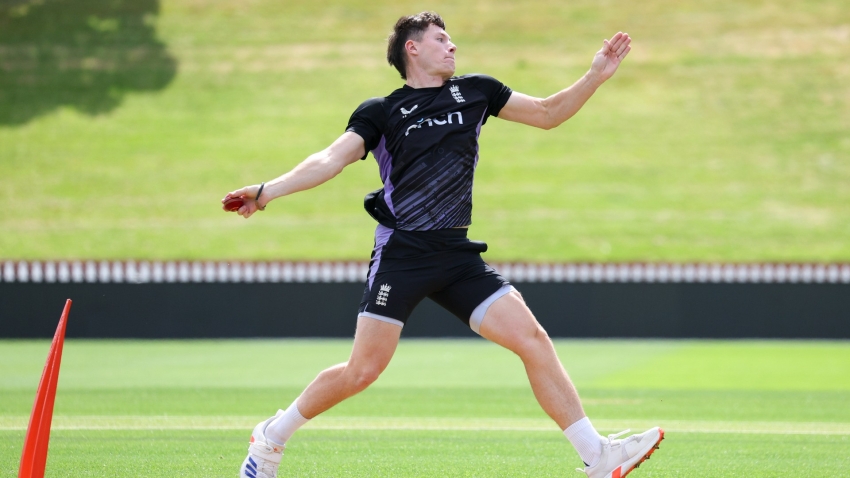 Woakes replaced by Potts for final New Zealand Test match