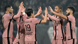 Angers 2-4 Paris Saint-Germain: Lee and Barcola bag braces as Enrique's side restore six-point lead