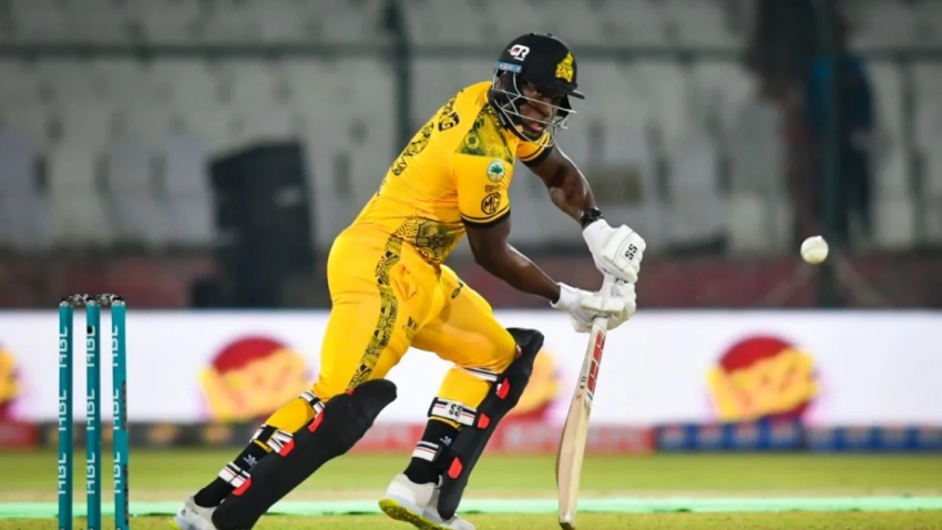 Powell hits quick 30 as Peshawar Zalmi win thriller over Karachi Kings by two runs