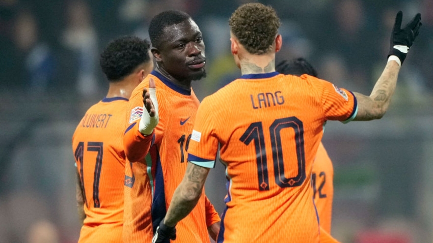 Bosnia-Herzegovina 1-1 Netherlands: Koeman's side wrap up group stage campaign with away draw