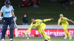 Sciver unbeaten century not enough as England fall to arch-rivals Australia