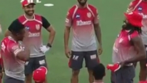 Gayle handed Cottrell debut cap, saluted bowler ahead of Kings XI opener