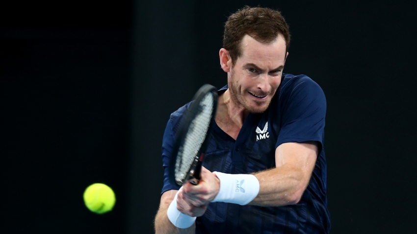 Andy Murray ends long wait as he reaches Sydney semi-finals