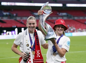 Ella Toone says England players feel at home in Women’s World Cup camp