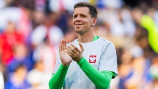 Szczesny reverses retirement to join Barcelona