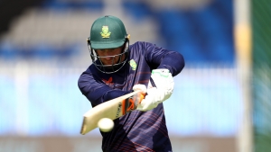 Klaasen stars as South Africa extend lead over India
