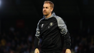 Simon Weaver calls Harrogate ‘team of heroes’ after win over Bradford