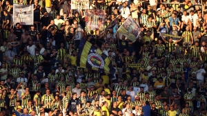 UEFA to investigate after Fenerbahce fans chant &#039;Putin&#039; during Dynamo Kyiv loss