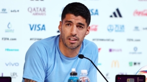 Suarez starts for Uruguay in Ghana rematch