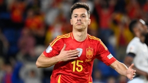 Spain 3-2 Switzerland: Zaragoza penalty snatches dramatic late win