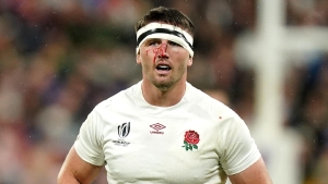 England rally around Tom Curry ahead of Argentina clash