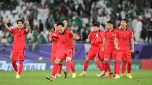 Asian Cup: South Korea into last eight after late leveller and shoot-out drama