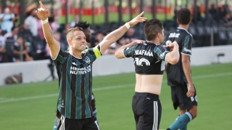 MLS: Chicharito brace sinks Beckham&#039;s Inter Miami, defending champs Crew share points