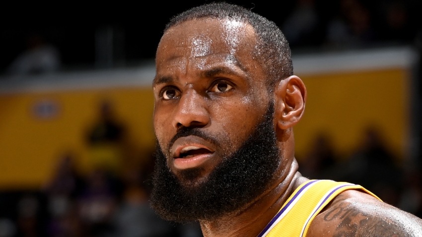 Lakers News: LeBron James Leads All Players In 2022 NBA All-Star Voting  After Third Returns 