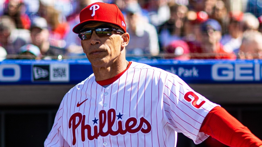 Canadian Rob Thomson signs two-year deal to remain as Phillies manager