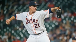 Astros ace Greinke placed on injured list with neck soreness
