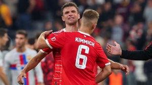 Bayern Munich pair Muller and Kimmich isolating after positive COVID-19 tests