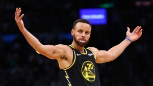 Golden State Warriors' Stephen Curry hits winner at buzzer, admits shot  needs to improve - ESPN