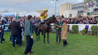 Galopin Des Champs successfully defends Irish Gold Cup crown