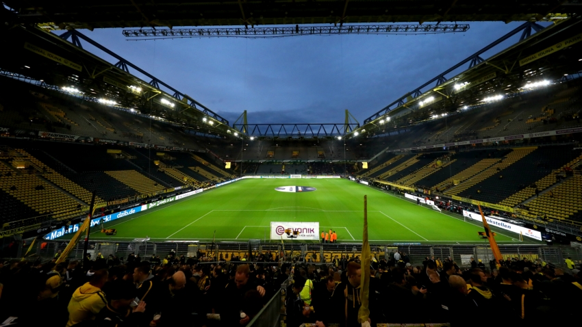 Bundesliga attendances capped at 15,000 as Germany looks to tackle rising coronavirus cases