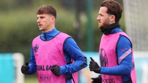 England duo Mount and Chilwell told to isolate up to and including June 28