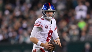 Giants quarterback Jones to miss rest of season with torn ACL in right knee