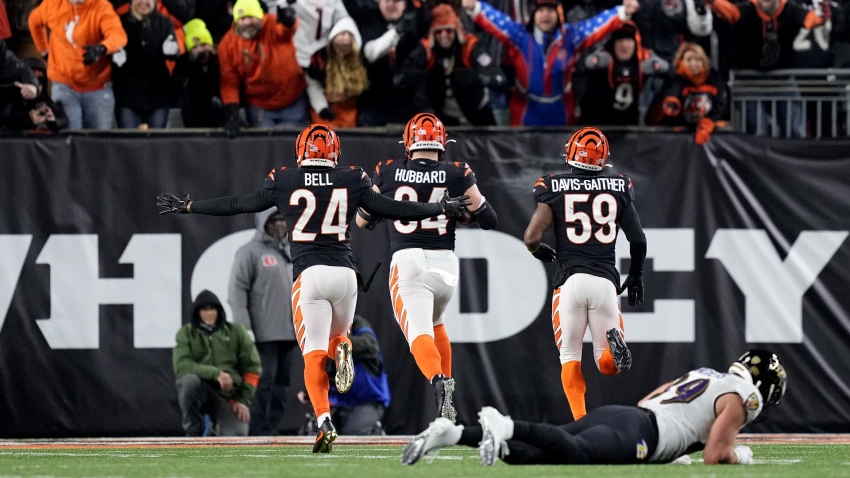 Bengals knock off Ravens on historic fumble return TD