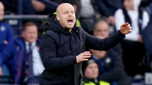 Hearts building a ‘hunger to win trophies’, says Steven Naismith