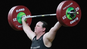 Tokyo Olympics: Hubbard praised for her &#039;courage&#039; as transgender weightlifter prepares for Games debut