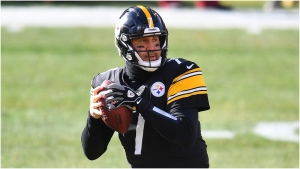 Roethlisberger plans to play on but future with Steelers unclear