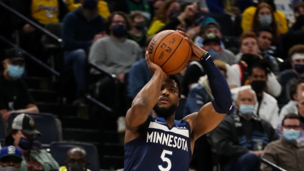 Curry-less Warriors lose to Timberwolves, Gobert stars on Jazz return