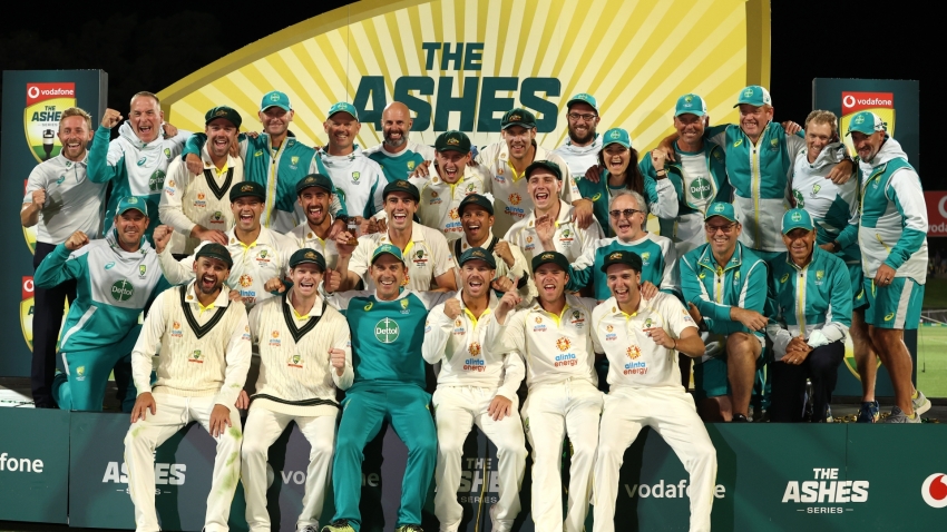 Ashes 2021-22: Australia seal 4-0 series victory following England's latest batting collapse