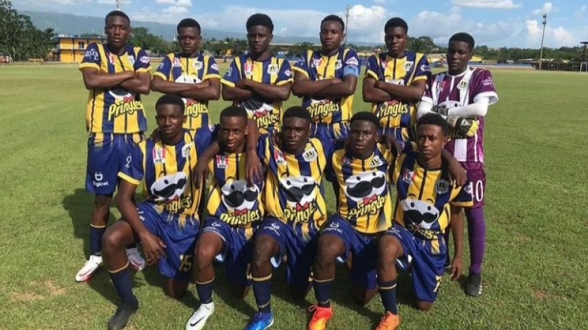 Munro College hand rivals STETHS first loss of the season in daCosta Cup