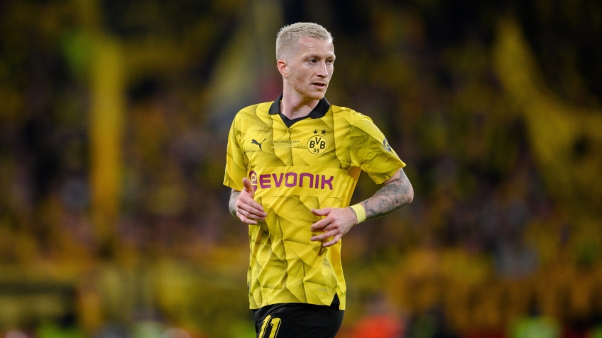 Reus completes LA Galaxy switch following Dortmund exit