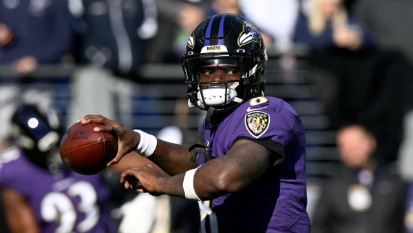 Ravens apply $32.4M non-exclusive tag to Lamar Jackson