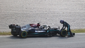 Hamilton&#039;s Zandvoort breakdown puts Mercedes &#039;on the back foot&#039;