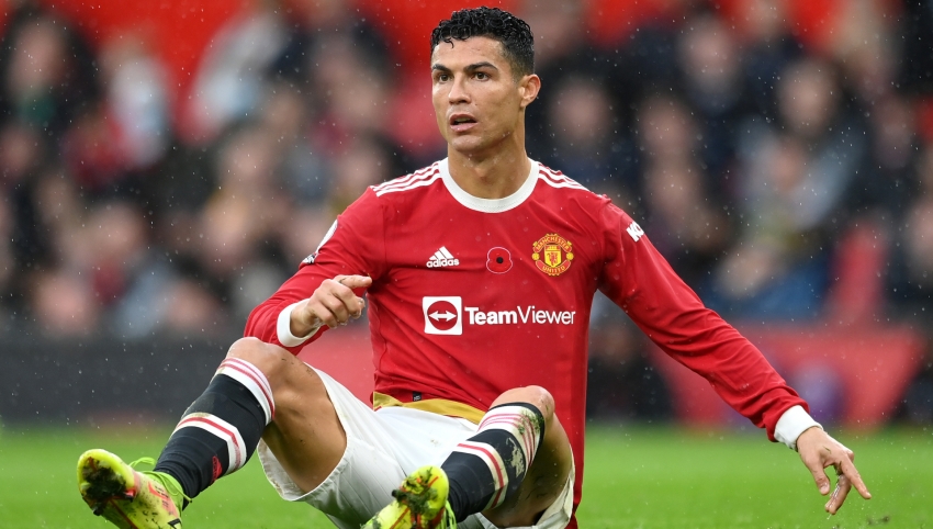 MUFC Scoop on X: Cristiano Ronaldo wearing Manchester United's