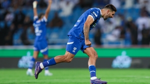 Al-Riyadh 0-3 Al-Hilal: Mitrovic double sends hosts top