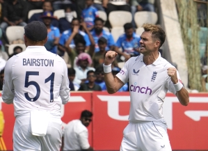 Something old, something new – Anderson and Bashir strike for England