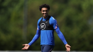 Alexander-Arnold labels midfield switch for England &#039;difficult&#039;
